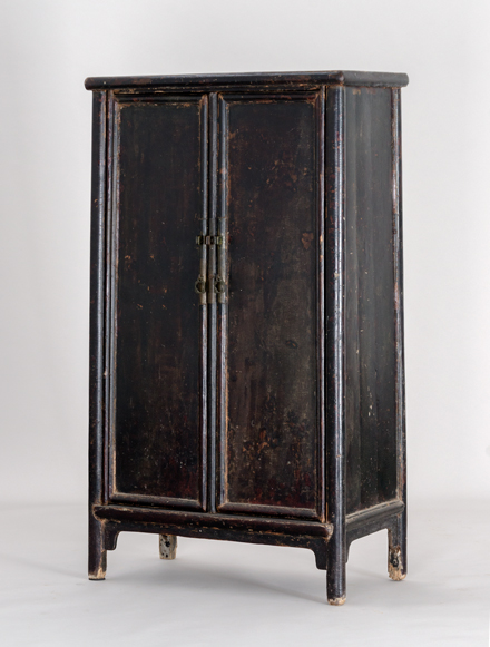 black lac cabinet