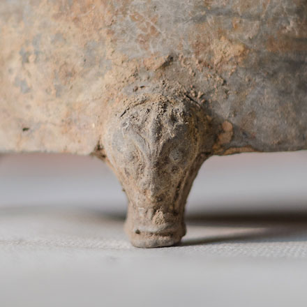 han dynasty pottery censer， detail