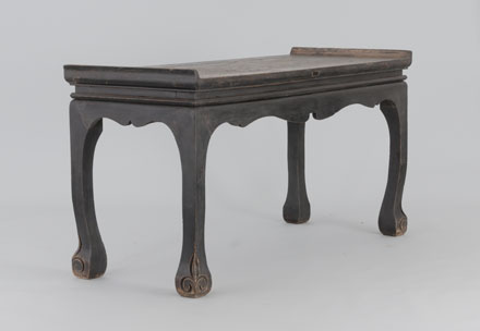 Cabriole-Leg Table