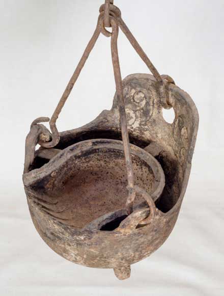 Iron Hanging Oil Lamp